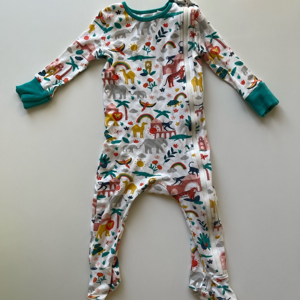 Frugi zoo animals safari footed onesie bodysuit footie - 6 / 12 months